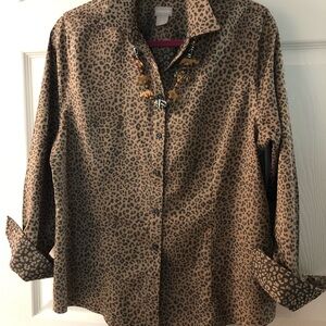 Womens Chico's leopard print blouse like new